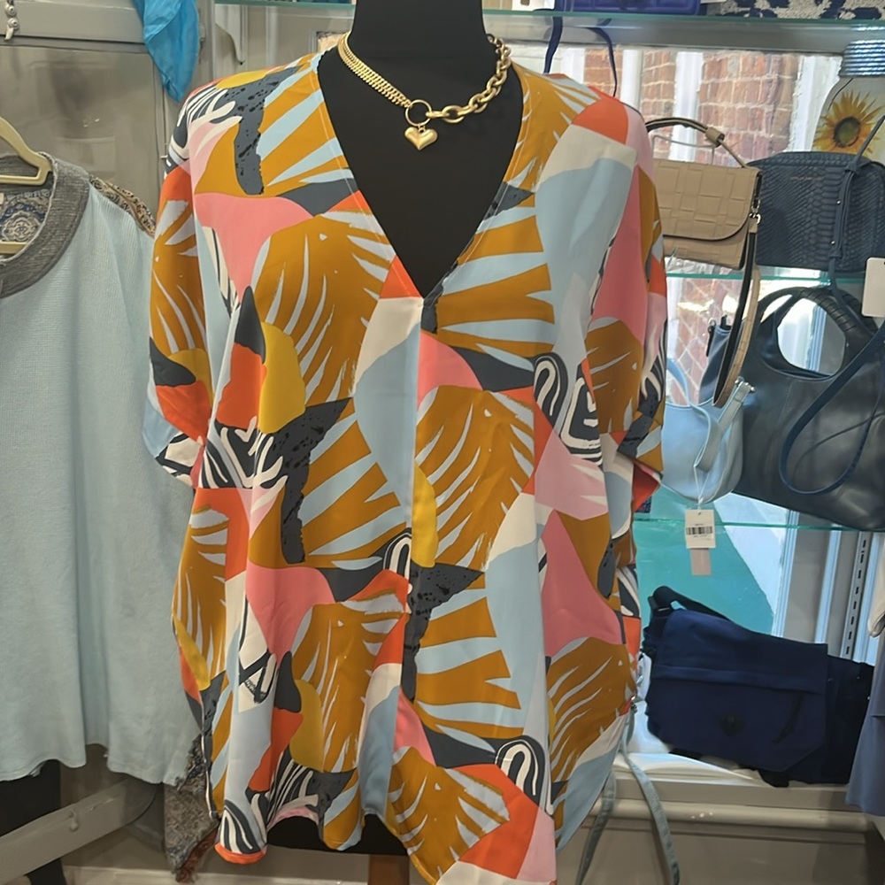 NWT. JODIFL. Tropical Blouse